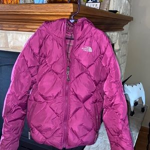 Girls size 7/8 North Face winter coat.